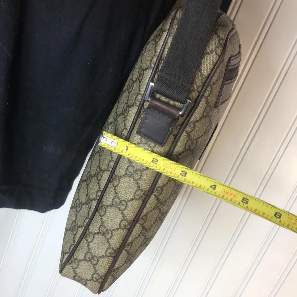 GUCCI Supreme Monogram Coated Canvas Leather Crossbody Messenger Bag Authentic - Image 10