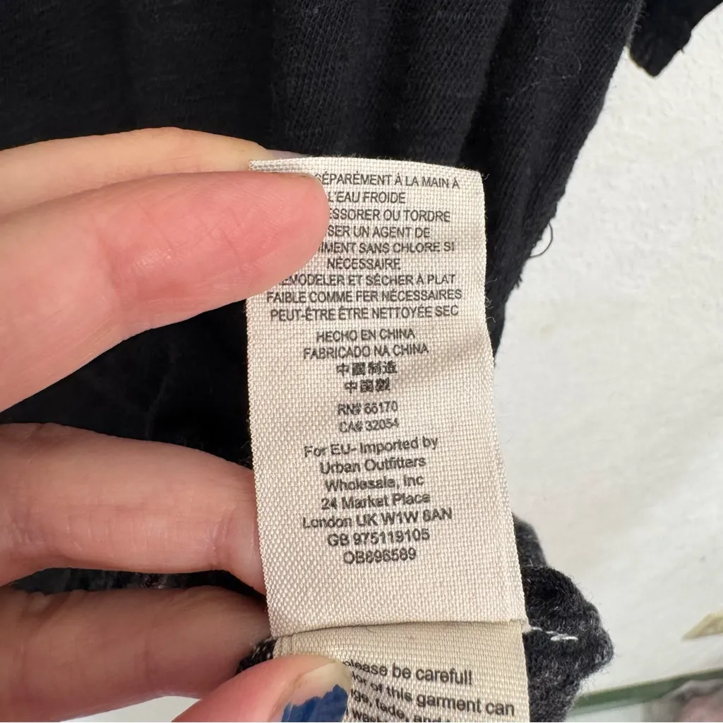 Free People We the Free Head In The Clouds Linen Blend Tee Black Size Small - Image 10