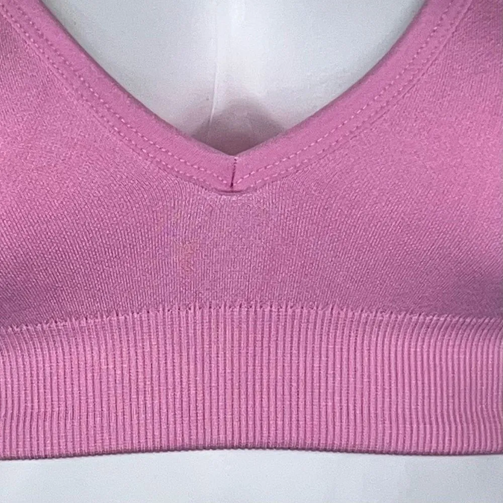 WeWoreWhat Solid V-Neck Bra Top in Pink Lilac - Image 11