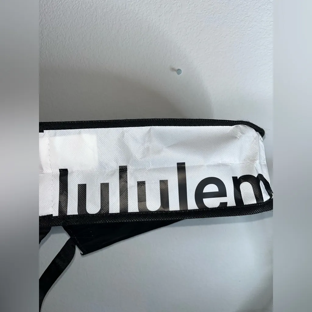 Lululemon Shopping Tote Reusable Bag Black & White Small 11.5" Tall x 9" Wide - Image 6