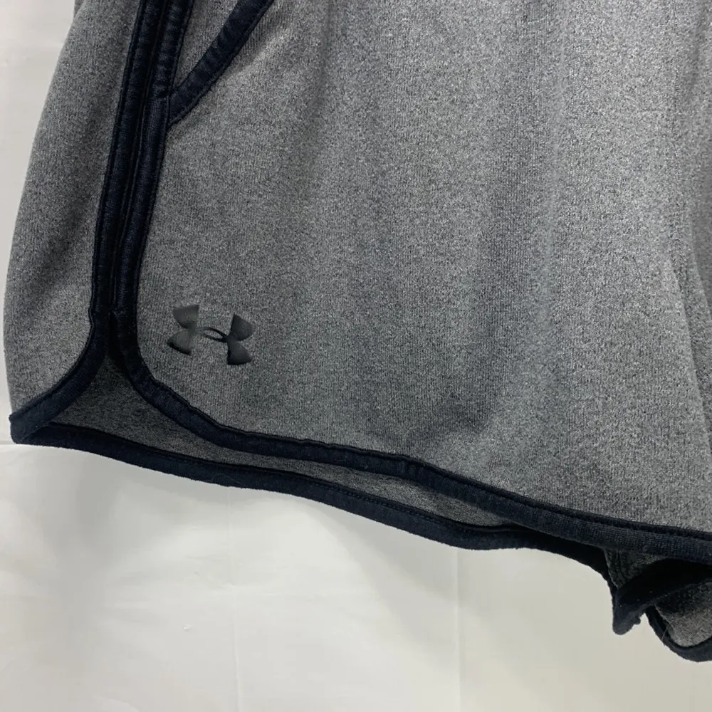 Athletic Heat Gear Gray Sport Tech Shorts Size Medium - Image 2