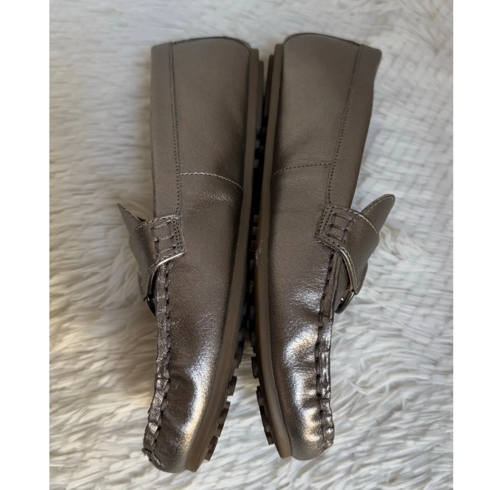 Aerosoles Women's Metallic Bronze Leather Driving Loafers Classic  Versatile 6.5 - Image 5