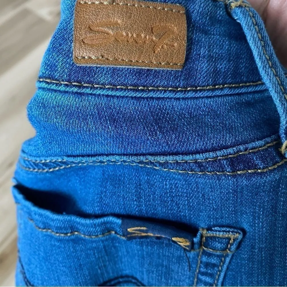 7 for All Mankind Tower Straight Cropped Blue Jeans - Image 8