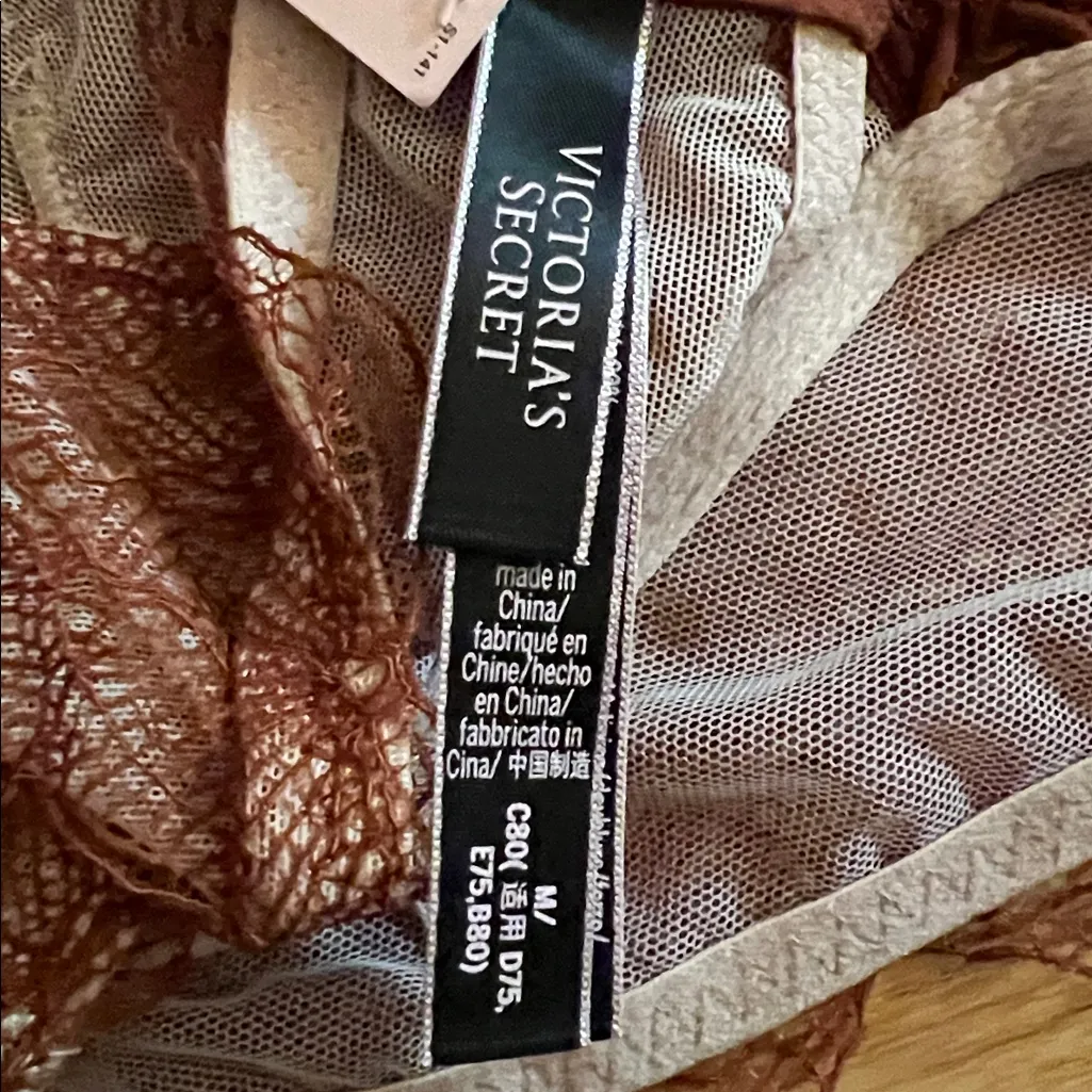 NWT - M - Victoria's Secret Lace Halter Bralette in Brown - Image 3