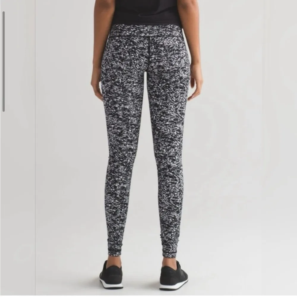 Lululemon Wunder Under Pant III Legging Iced Wave White Black Size 4 - Image 2