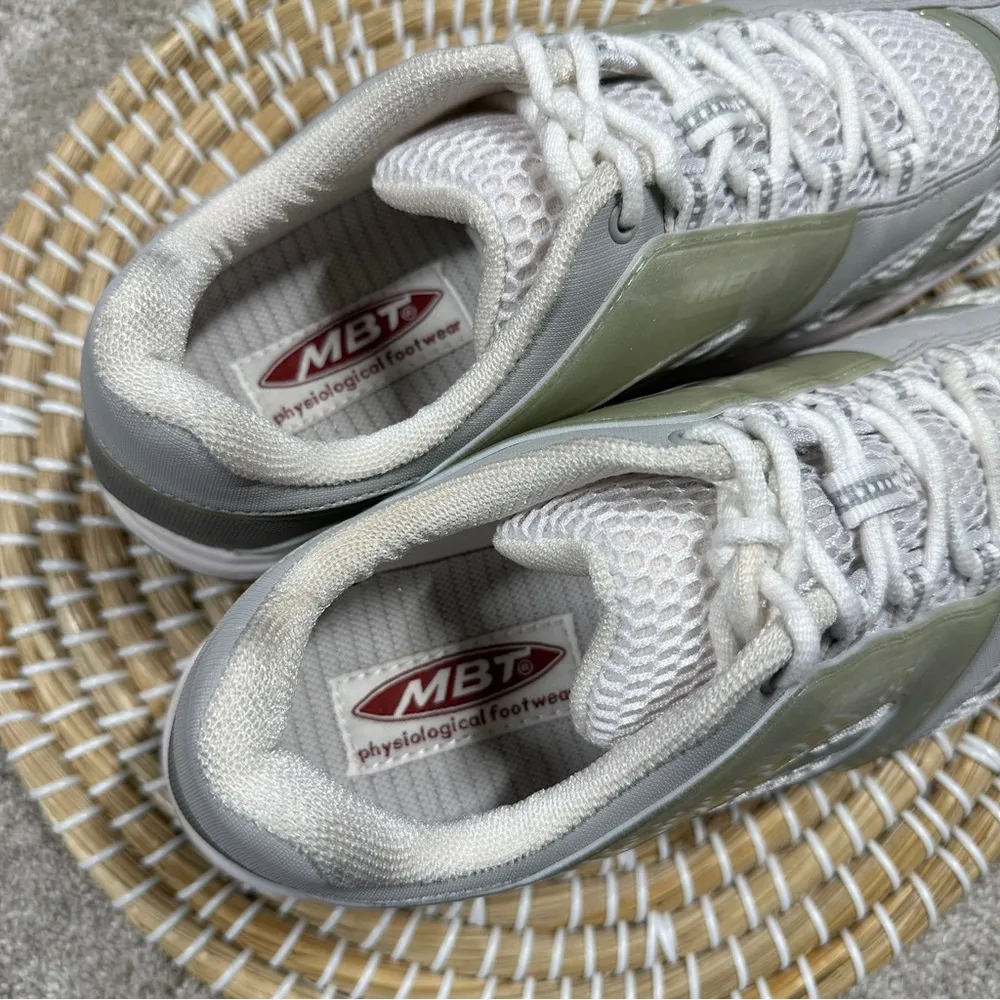 MBT Women’s M. Walk Silver Shoes Footwear Trainer Toning US 9.5 7640124870375 A White - Image 4
