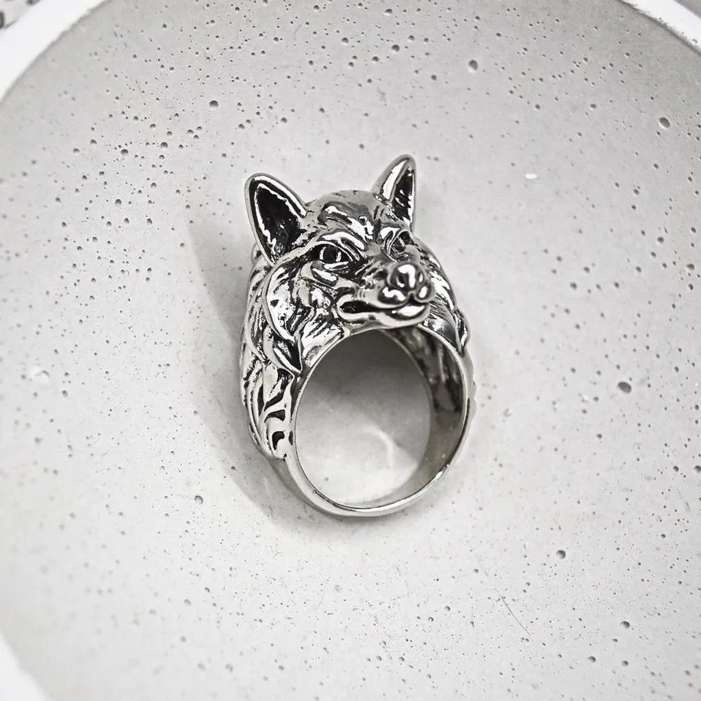 Silver Wolf Ring Size 8 - Image 4