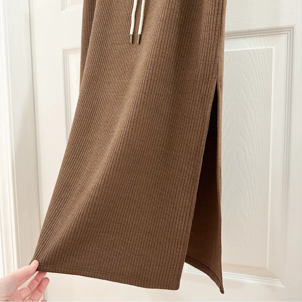 NEW American Eagle Stretch High-Waisted Ribbed Knit Midi Skirt Brown sz Large - Image 5
