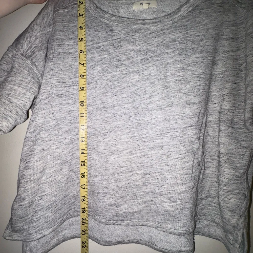 Madewell Women's Marled Sweatshirt Tee size M/L Item Basic Casual Cotton Cropped - Image 5