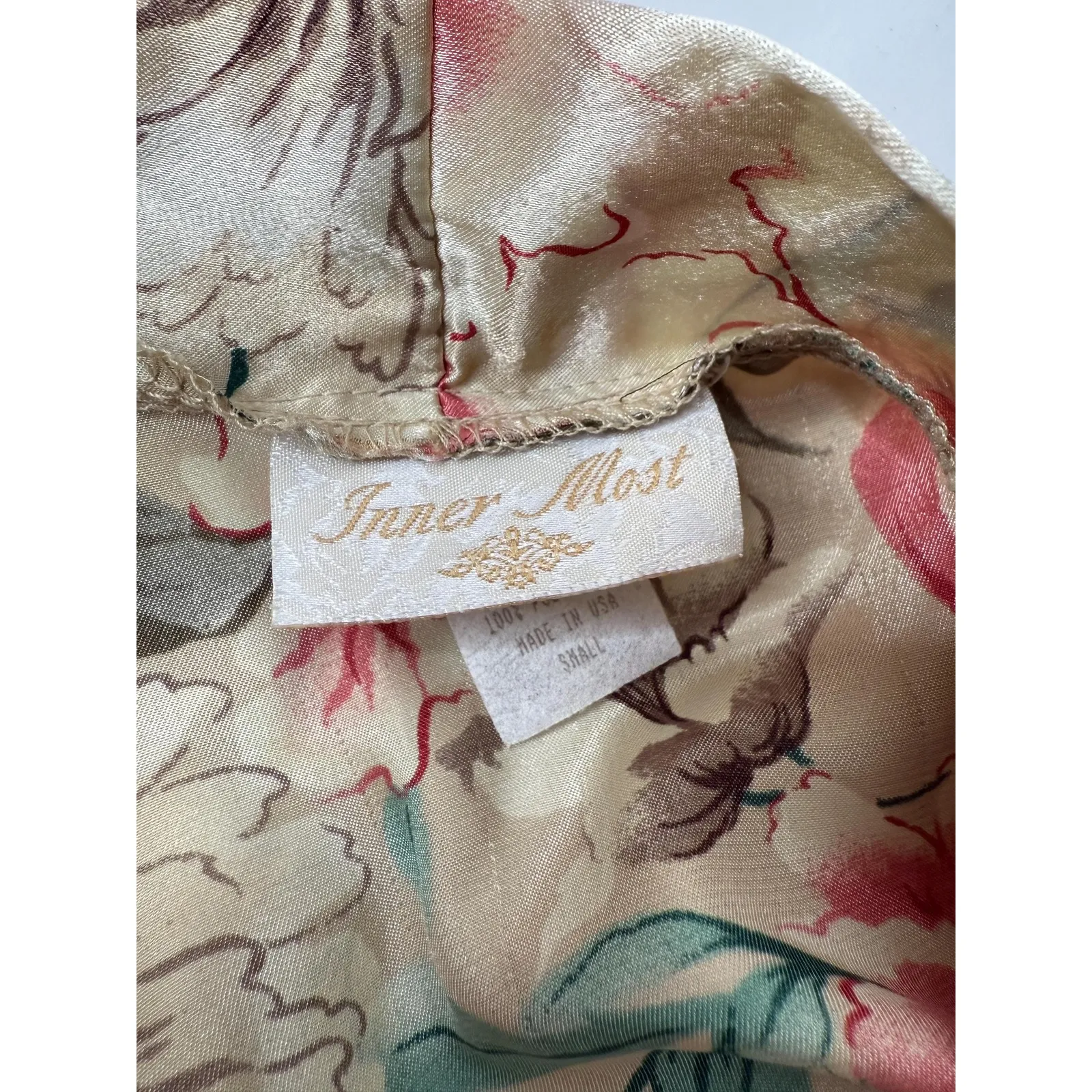 Vintage Inner Most Robe‎ Women's Size Small Silky Kimono Style Floral Glam Sheer Gold - Image 9