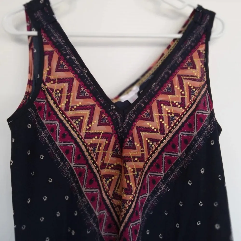 Xhilaration Navy and Multicolor Sleeveless Tank Top Size Medium - Image 2