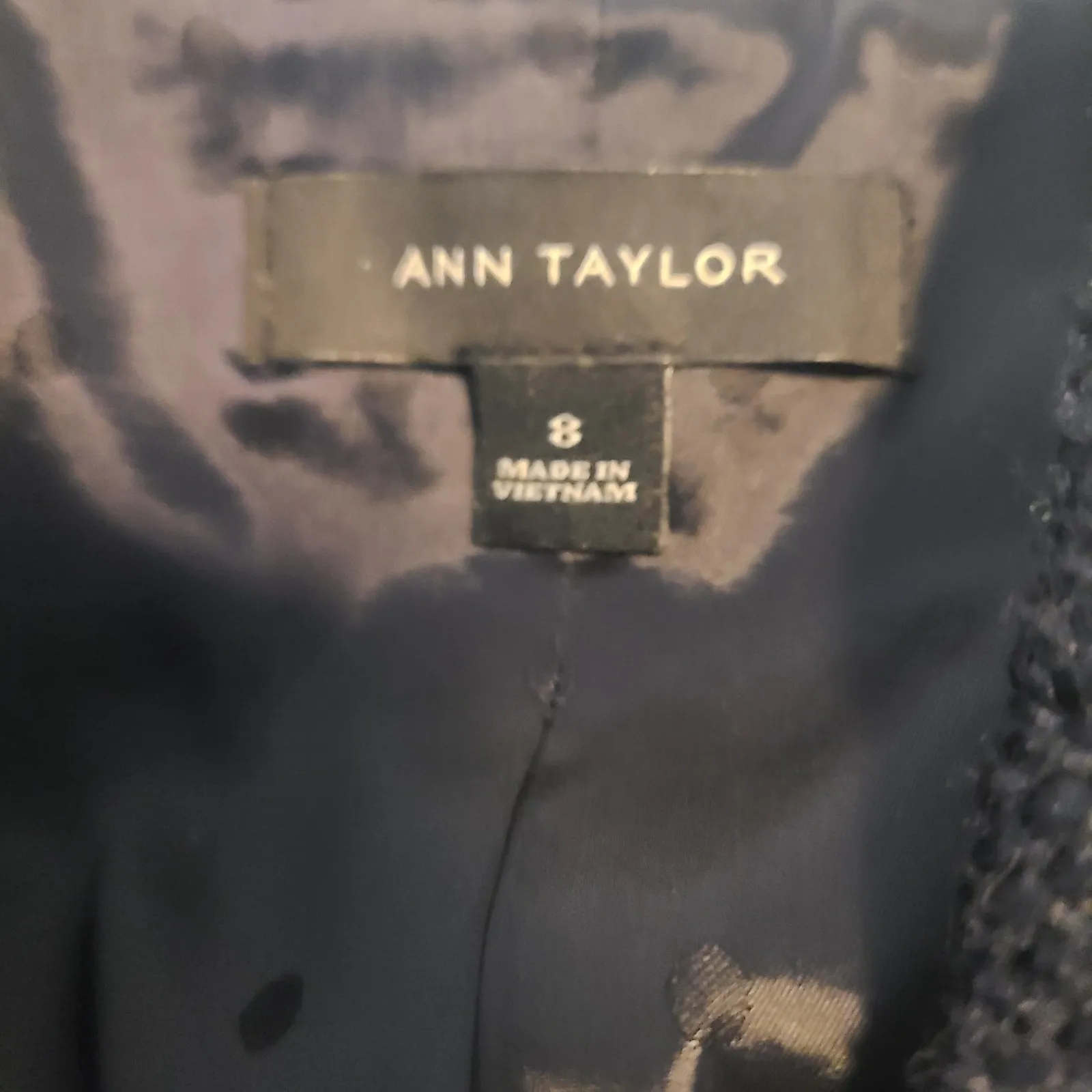 Ann Taylor Navy Two Button Blazer Gold Button Classic Workwear Preppy Textured 8 - Image 4