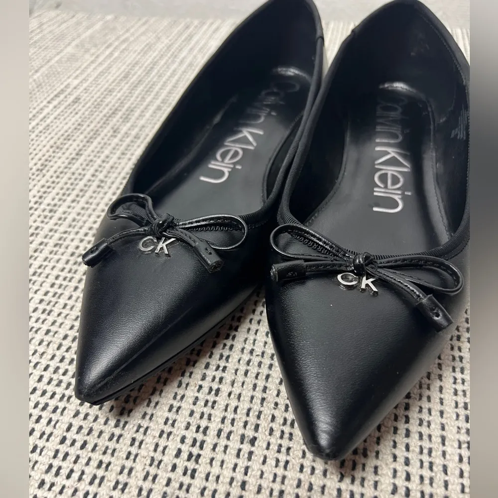 black pointy ballet flats sz 8M - Image 4