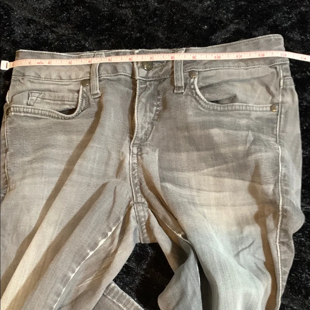 Women's Distressed Gray Bebe Chic Skinny Denim Jeans Size 26 - Image 10