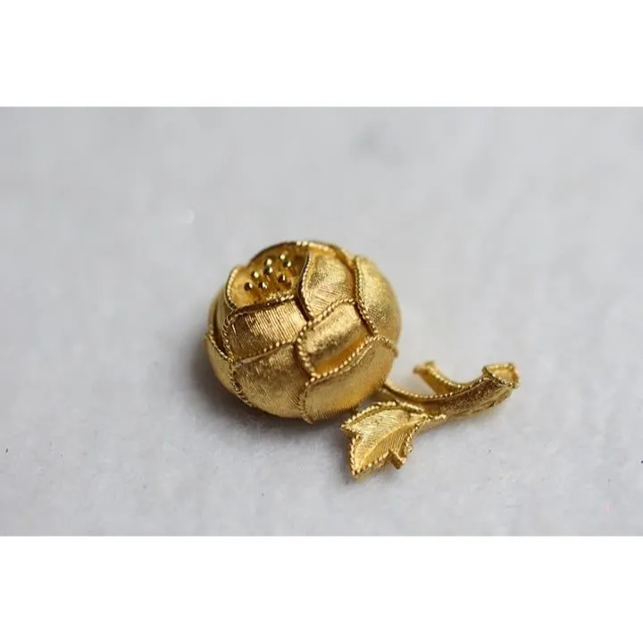 Crown Trifari Vintage Small Rose Flower Brushed Gold Tone 1 1/8 Inch Brooch - Image 2