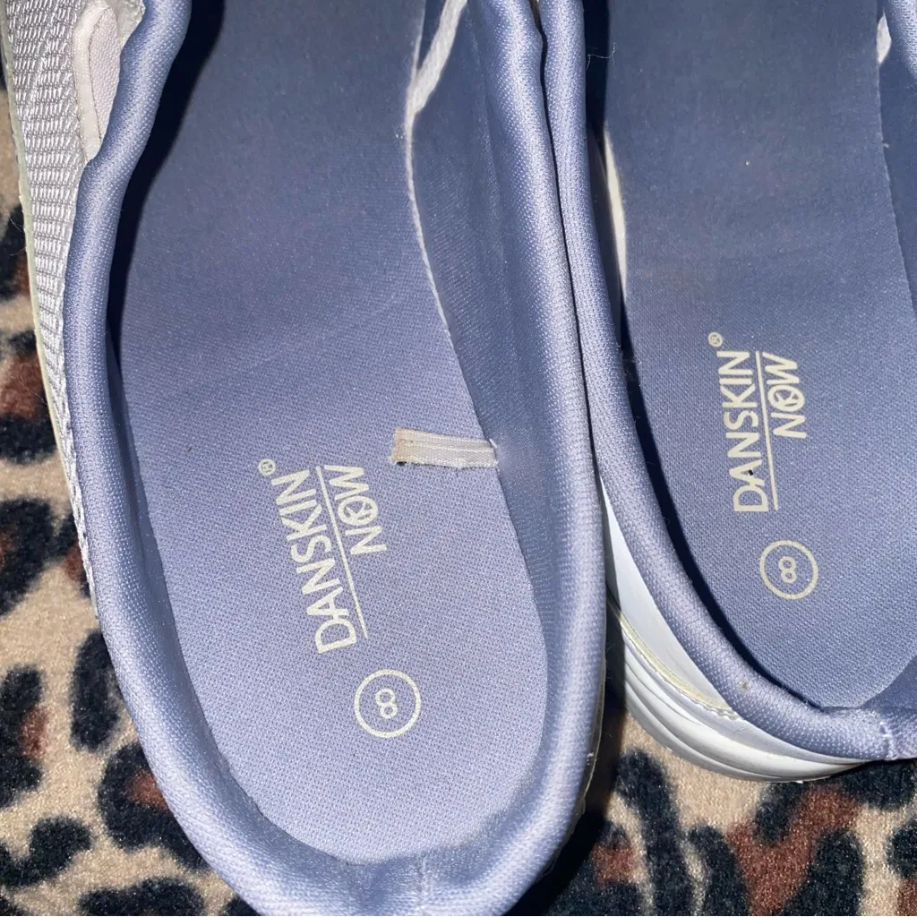 Danskin Now 90s vintage style white grey & blue slip on shoes Gray Size 8 - Image 7