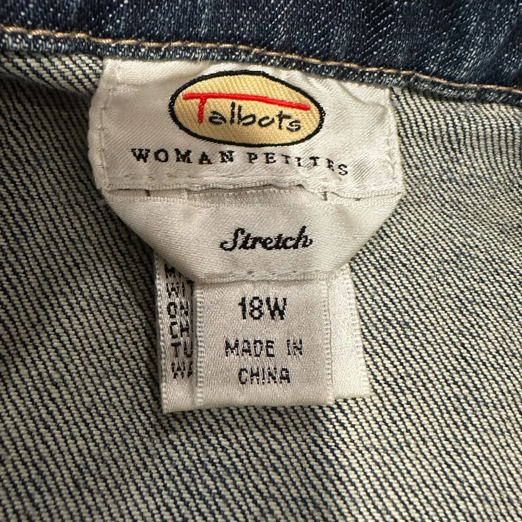 Talbots Petite Womens Sz: 18W Stretch Denim Jean Jacket Frayed Hem Front Pocket. - Image 6