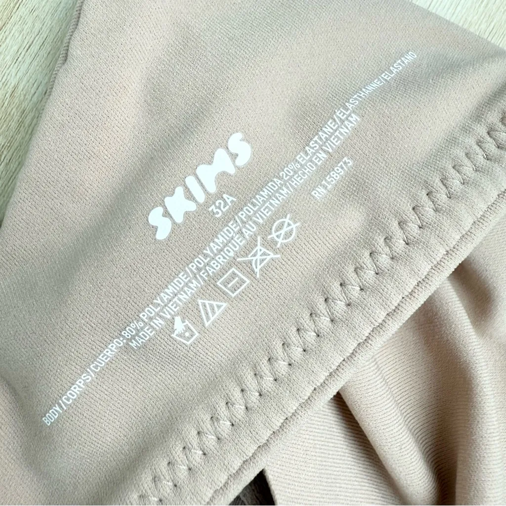 SKIMS Unlined Demi Bra Mica Sz 32A NWT - Image 8