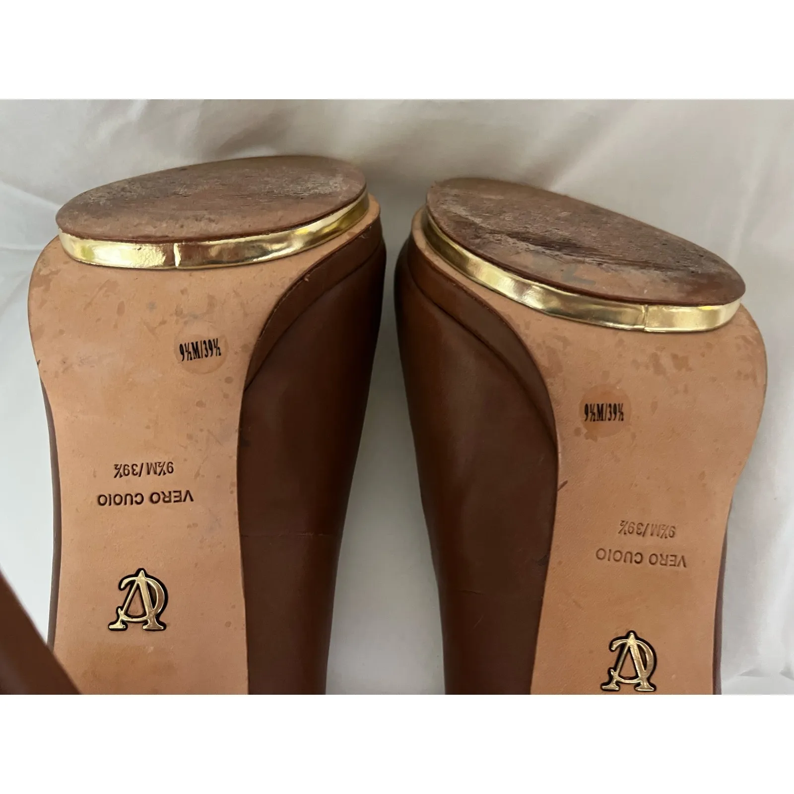 Italian made Vero Cuoio brown soft leather signature open toe heels, 9.5M Dressy - Image 7