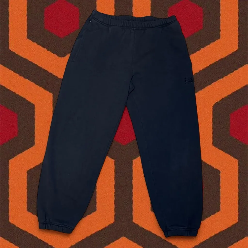 Aritzia SuperWorld TnA Women’s Washed Faded Black Jogger Sweatpants — SMALL - Image 5