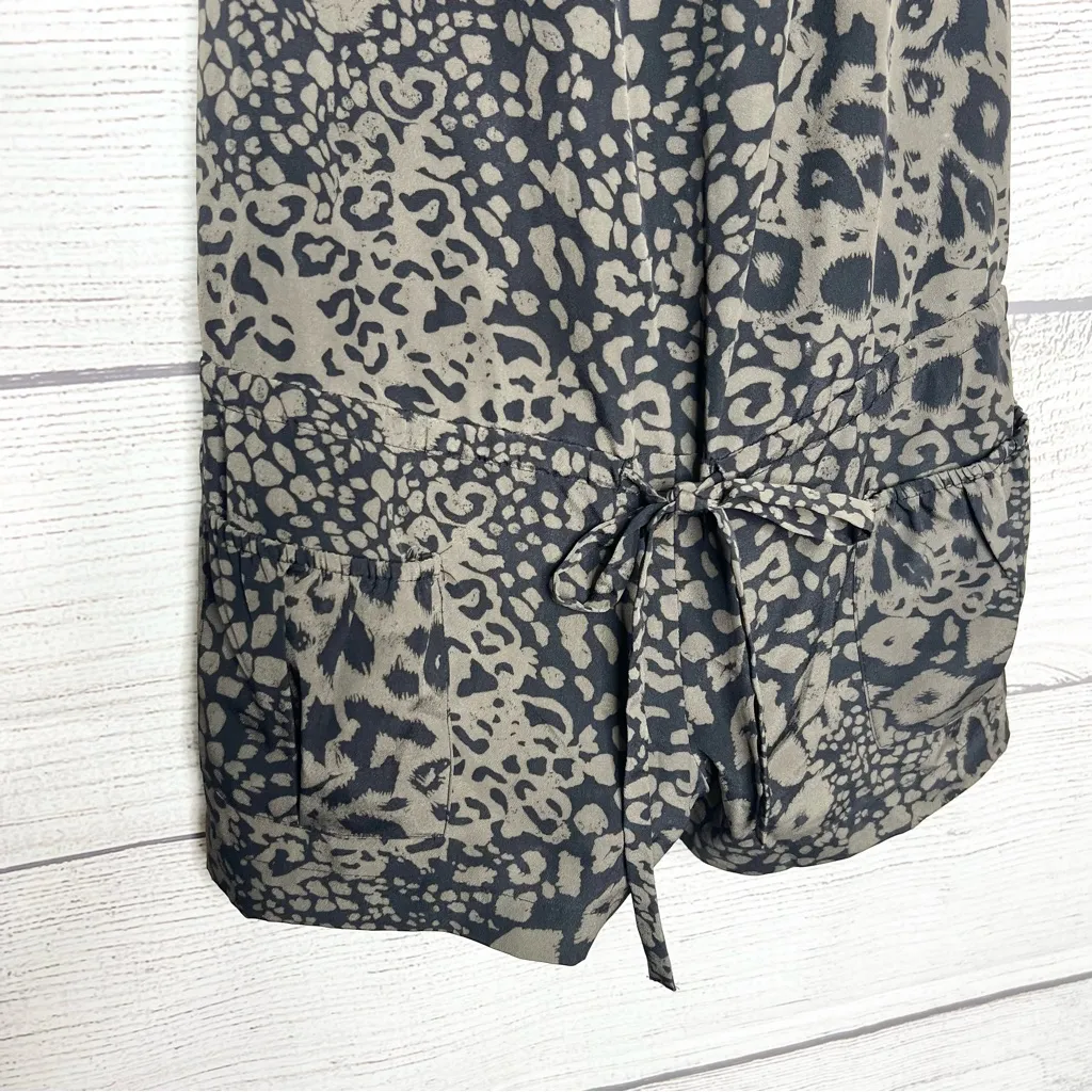 GUESS Vintage Y2K Gray & Black Leopard Animal Print Sleeveless Romper Size XS - Image 4