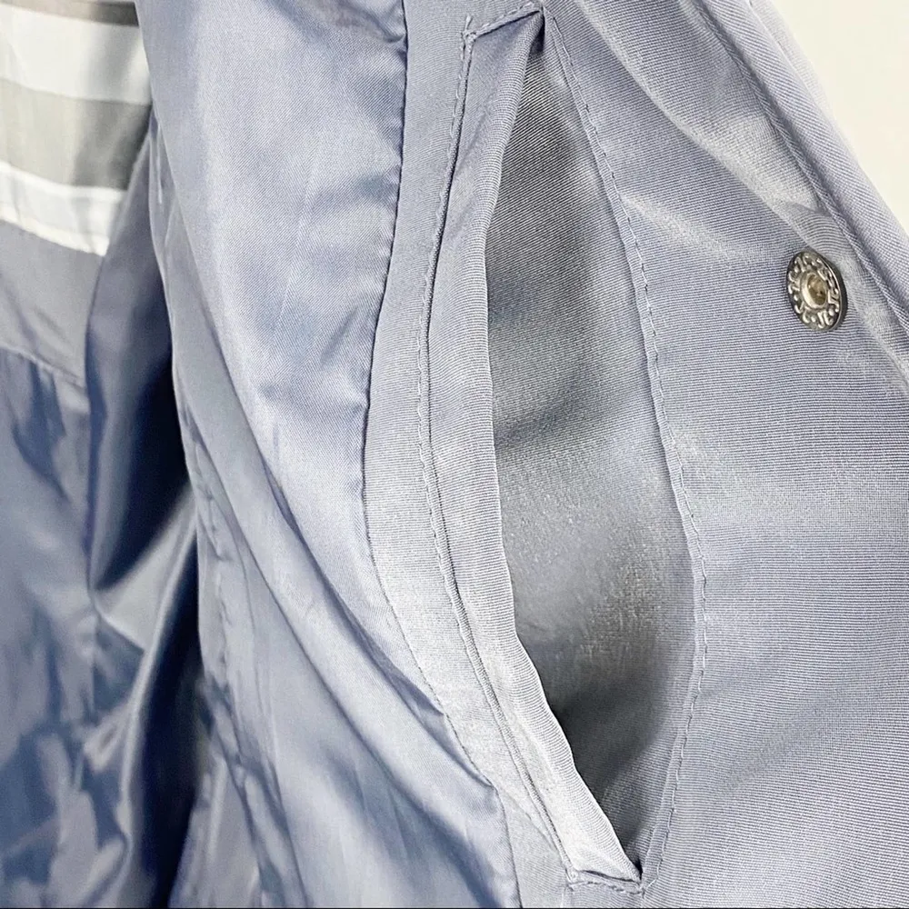 GALLERY Periwinkle Quilted Lined Interior Exterior Pocket Jacket, Size Medium - Image 8