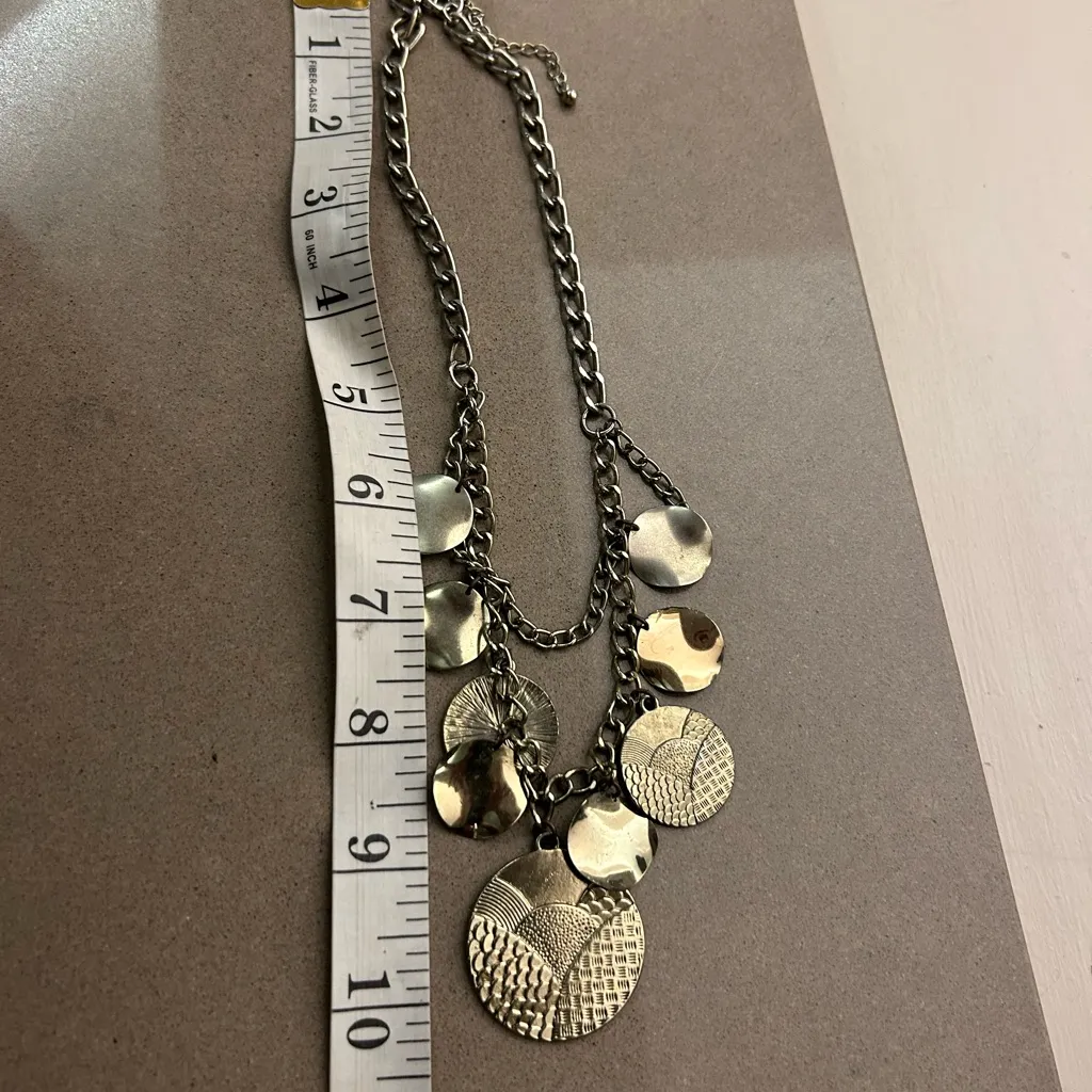 Necklace Women’s metal circle disc cascading necklace Gold - Image 7