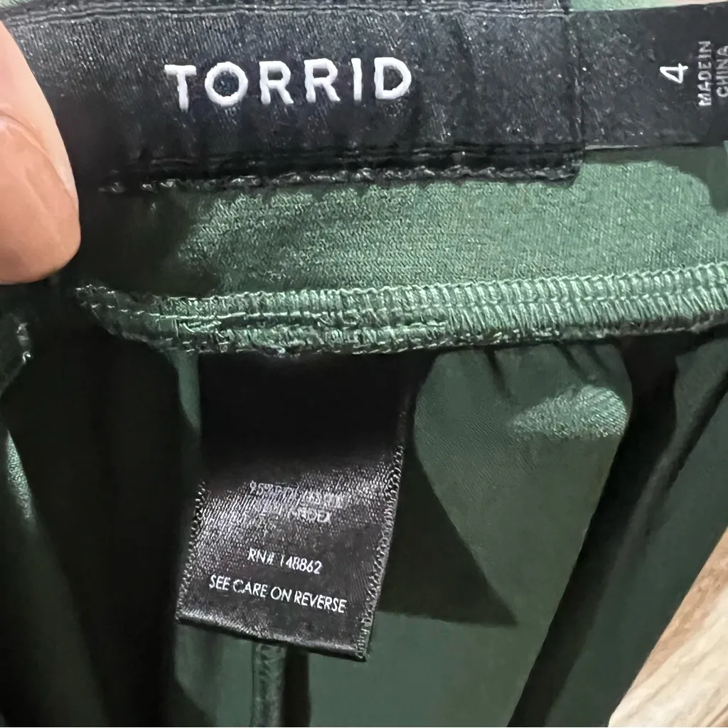 Torrid green pullon stretchy crop pants - Image 2