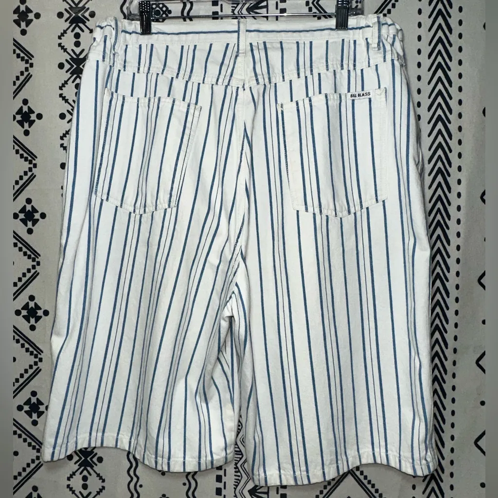 Vintage 90s Bill Blass Women Striped Denim Long Shorts Blue/White Size‎ 20w - Image 3