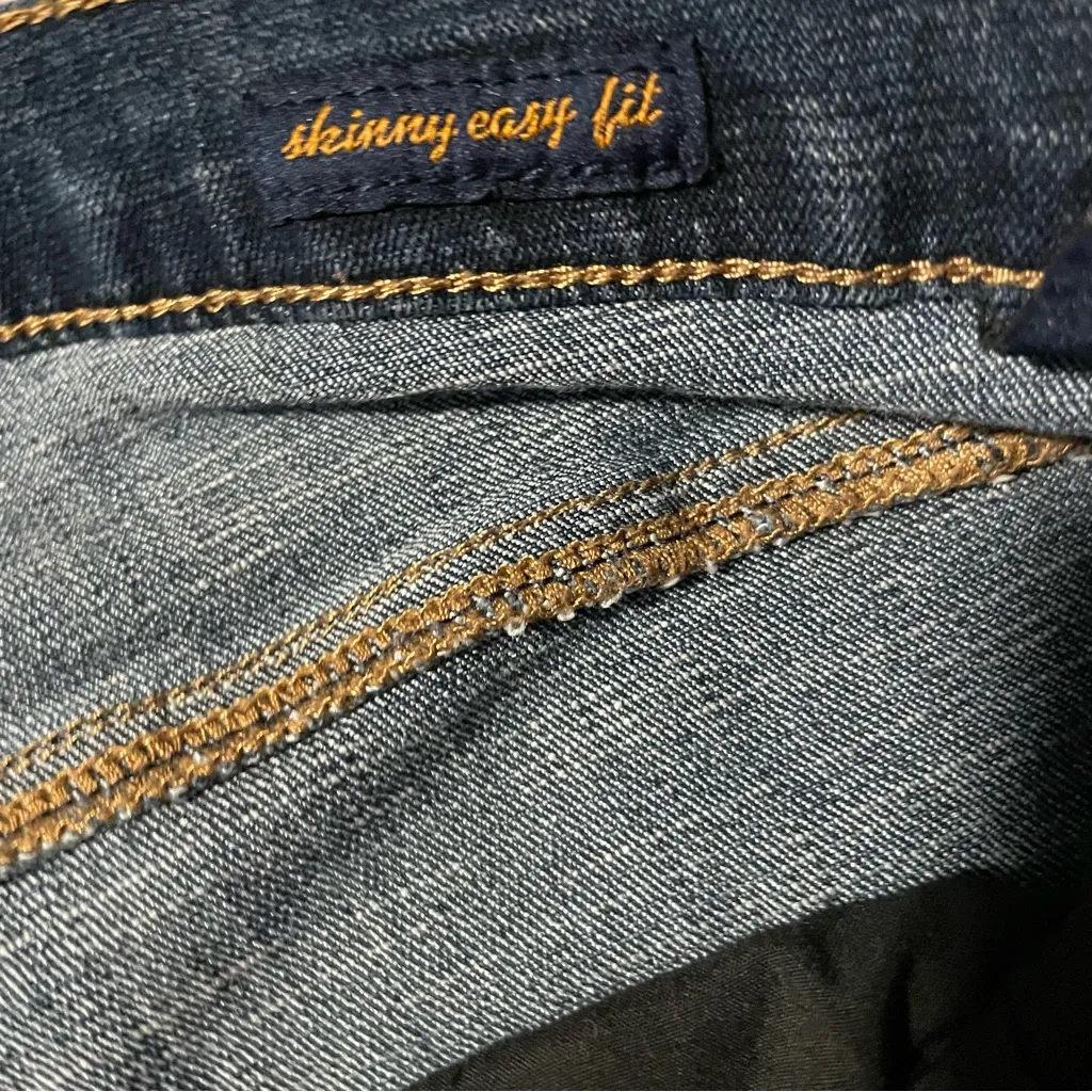 Seven7 Women's Dark Blue Boyfriend Jeans Distressed - Image 4