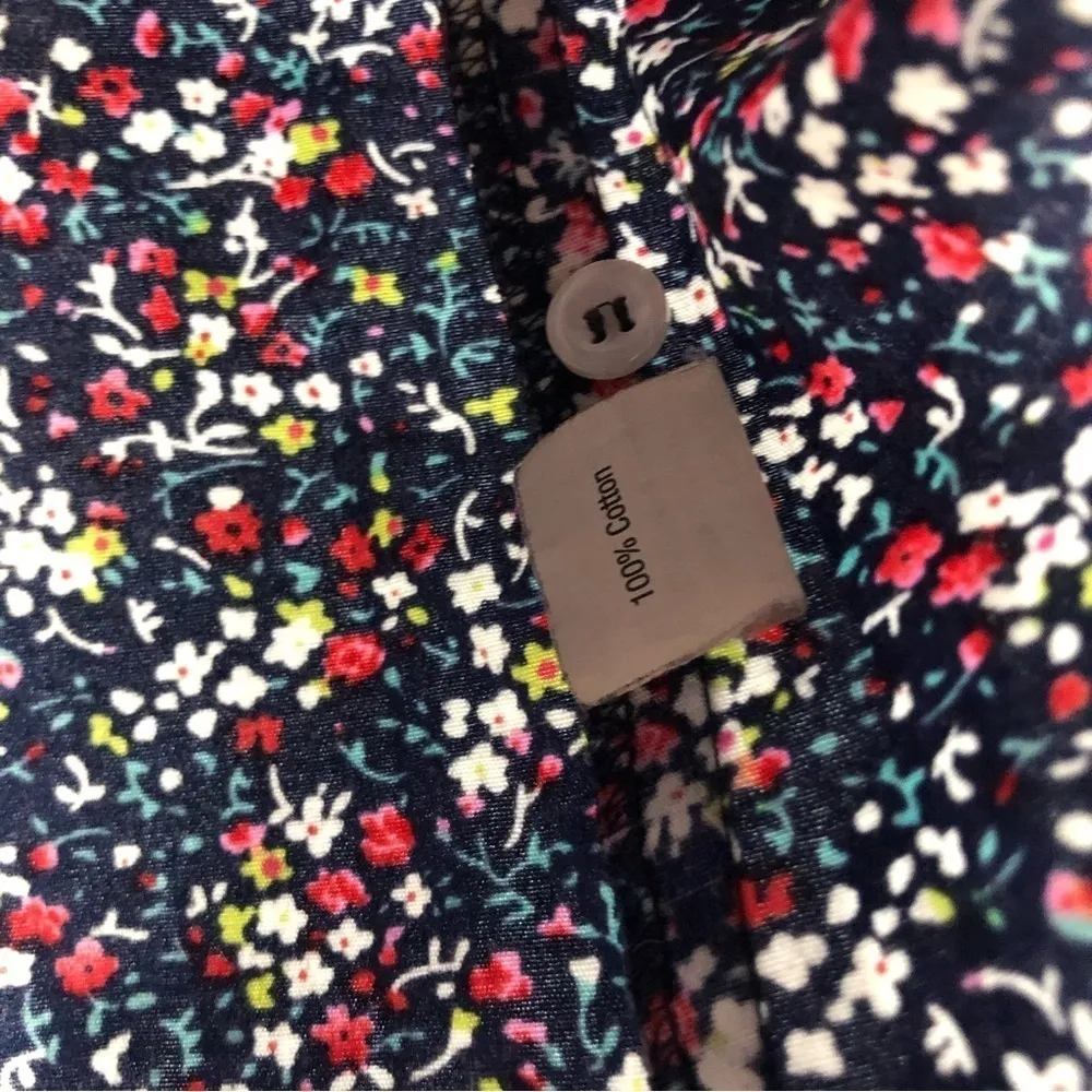 Marine Layer Blue & Red Ditsy Floral Short Sleeve Button Down M - Image 4