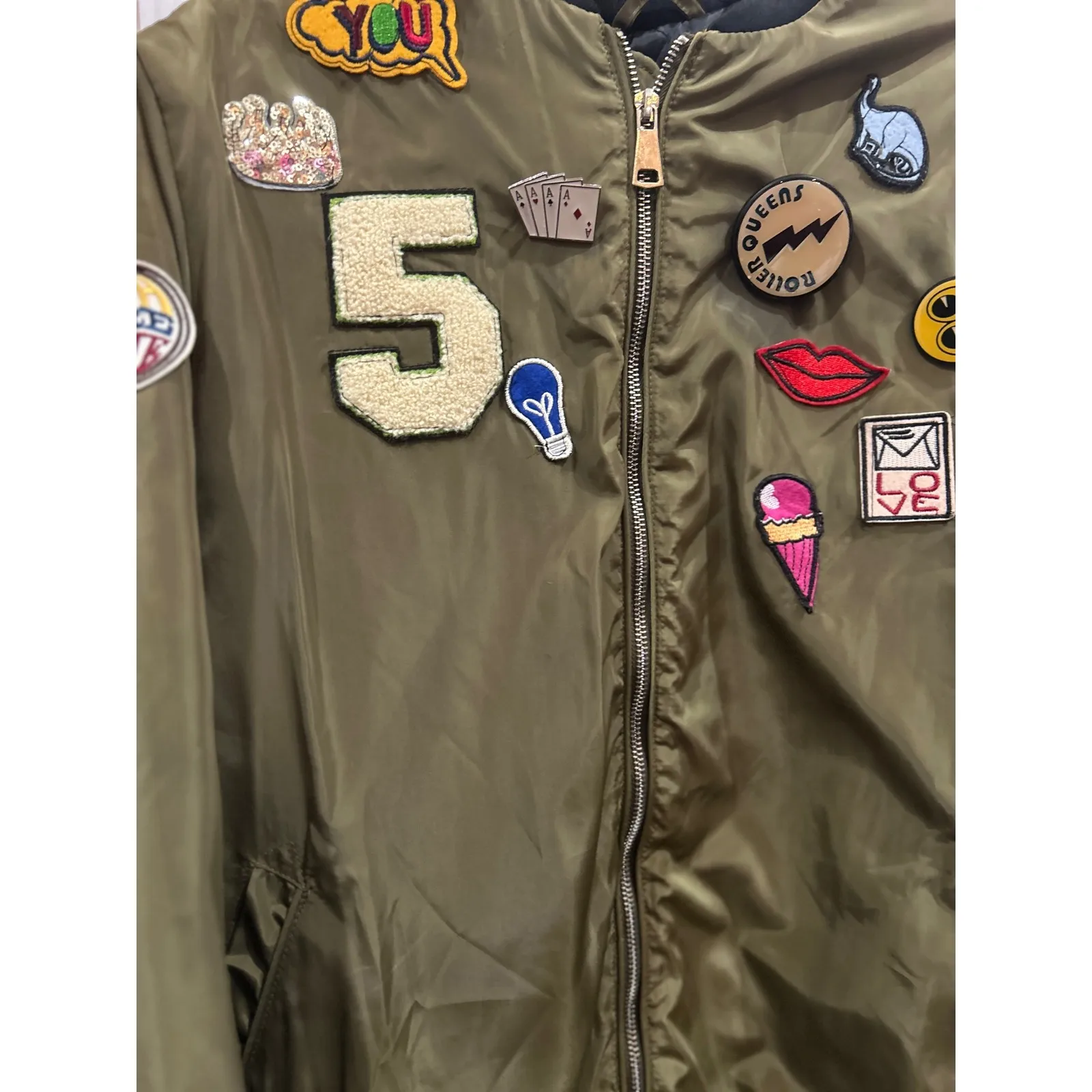 Olive Green Bomber Jacket Fun Patches Number 5 "Dream" Graphic Size L - Image 2