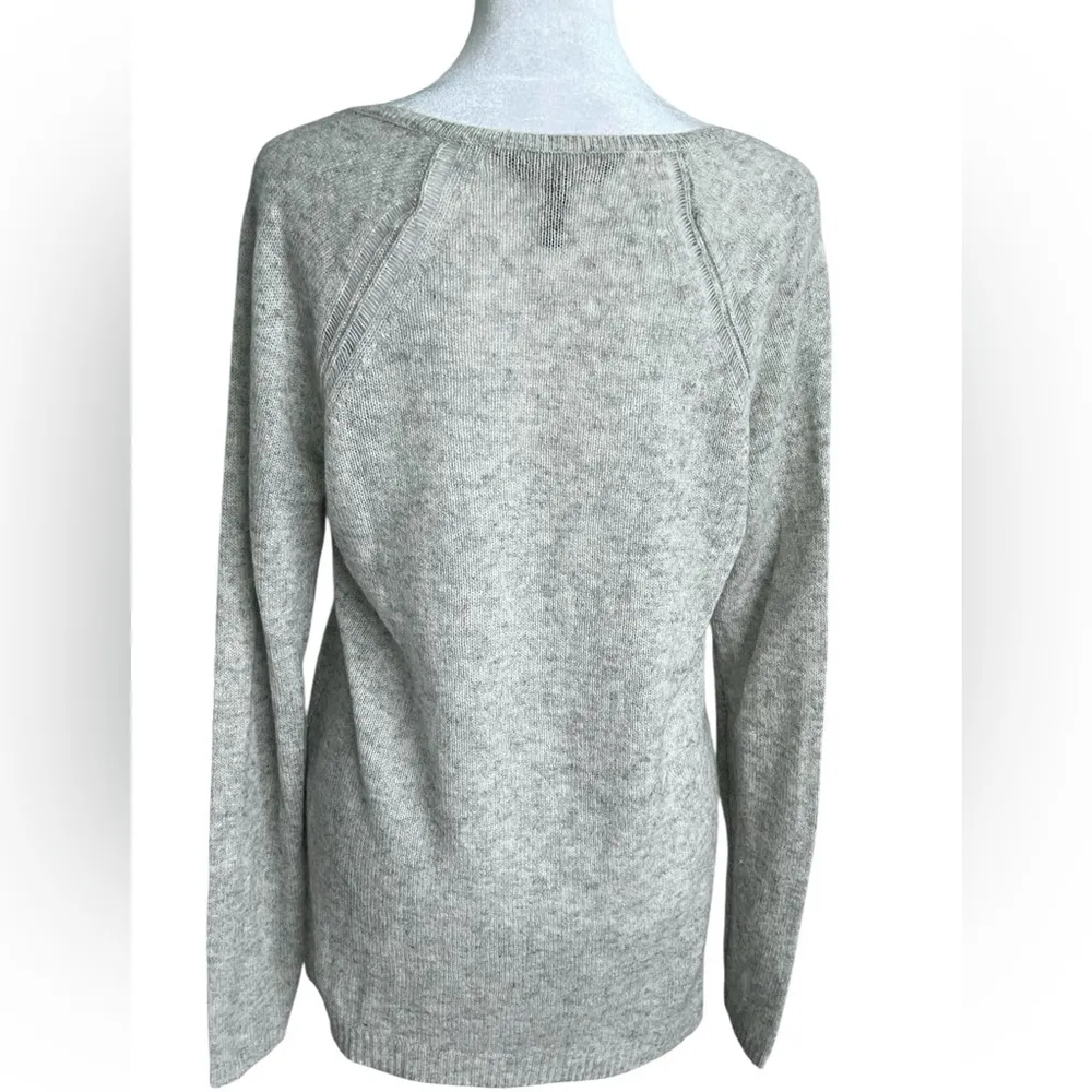 BCBGMaxAzria Light Gray 100% Cashmere  V-Neck Sweater - Image 3