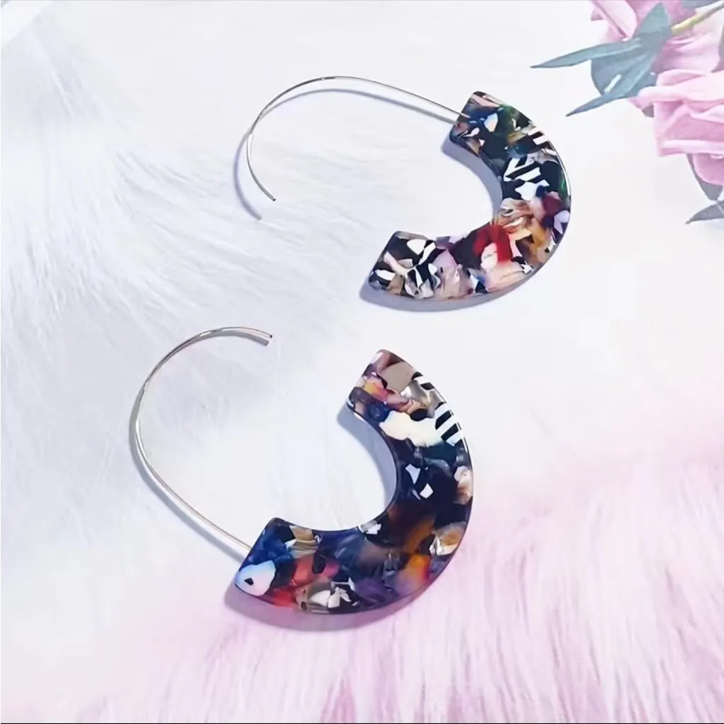 Acrylic Hoop Earrings Simple Leisure‎ Style - Image 3