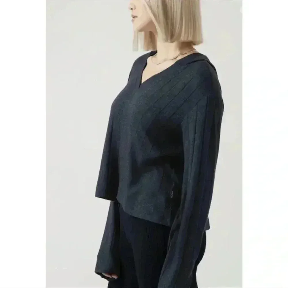 Athleta Harmony Pose Hoodie Size M - Image 3