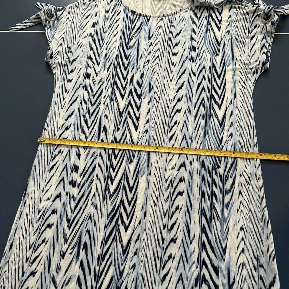 Women’s Calvin Klein Dress Blue / White Patterned Cold Shoulder XS Extra Small - Image 3