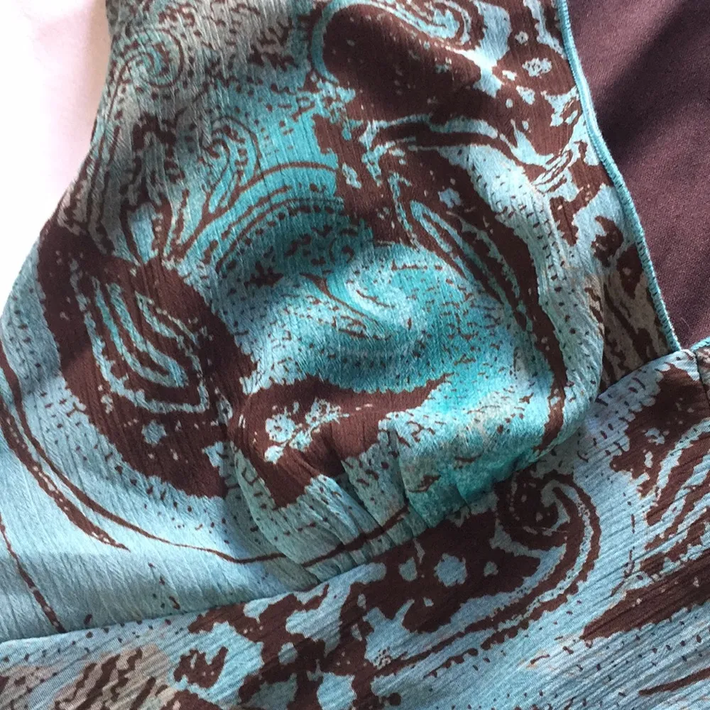 Dressbarn flowy top - Image 8