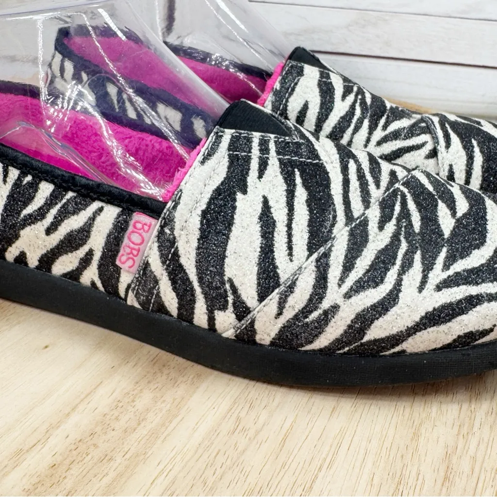 Bobs by Skechers GlitterZebra Print Slip son Shoes Black White 8 Faux Fur Lined - Image 7