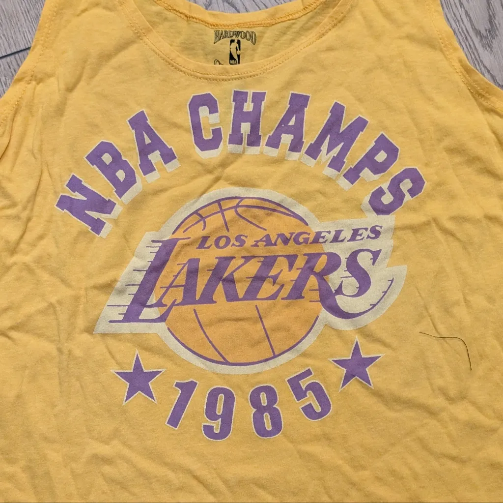 🆕‎ LA Lakers NBA Basketball Champs Tank Top Shirt Womens S Small NWT Yellow - Image 5