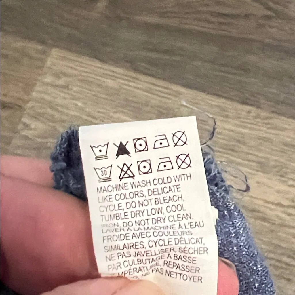 Lucky Brand Blue and White Floral Blouse Large - Image 9