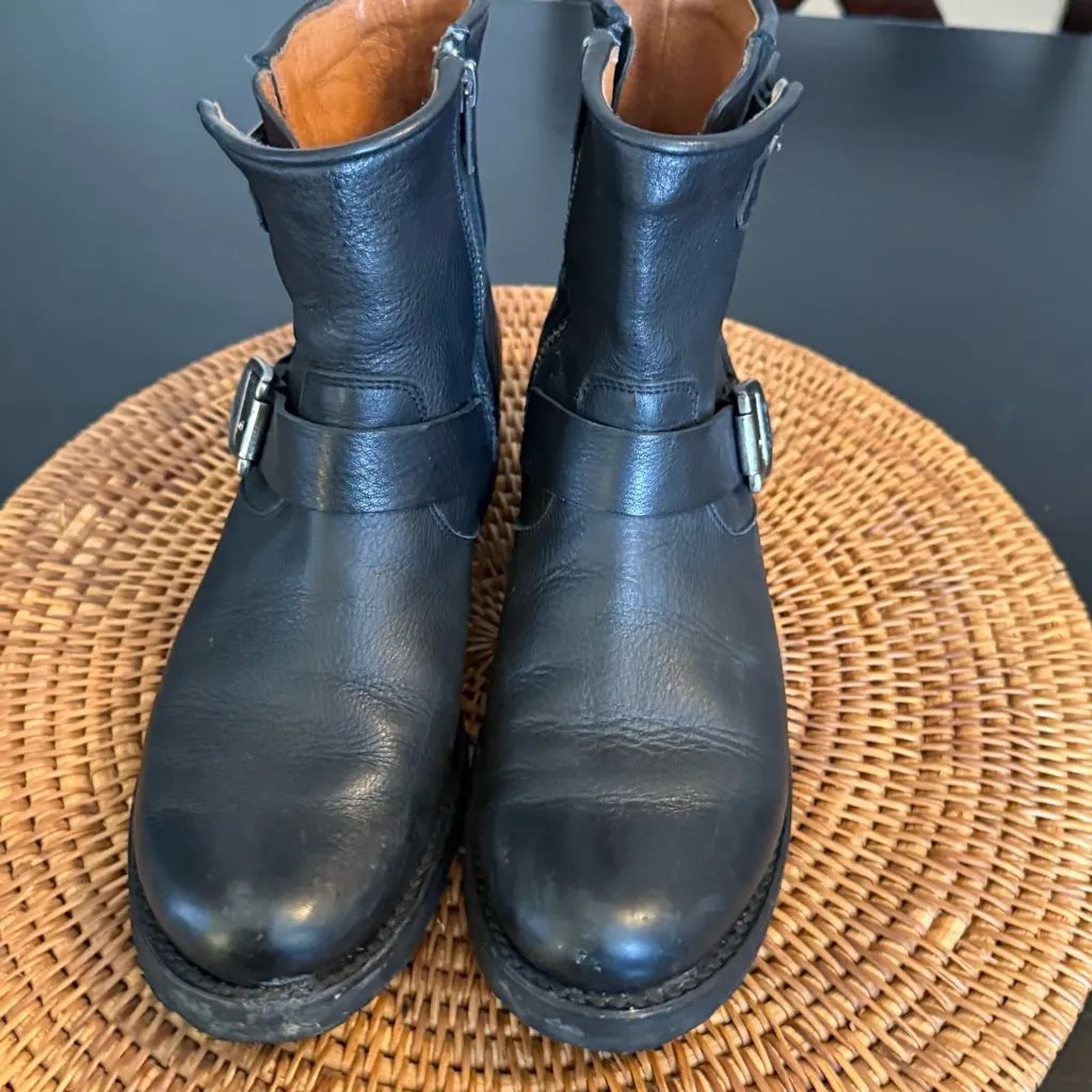 Frye  moto Vicky Black Leather Boots - Image 2