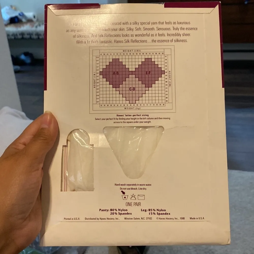 Vintage Hanes Silk Reflections Style 717 Silky Control Top white Pantyhose 1988 - Image 3