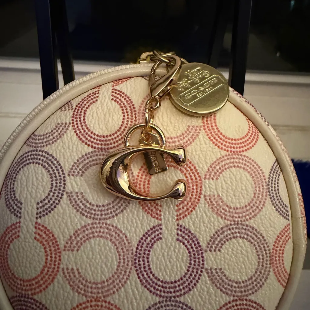 AUTHENTIC Coach Circular Coin Pouch in Cream, purple and red and pink. - Image 7