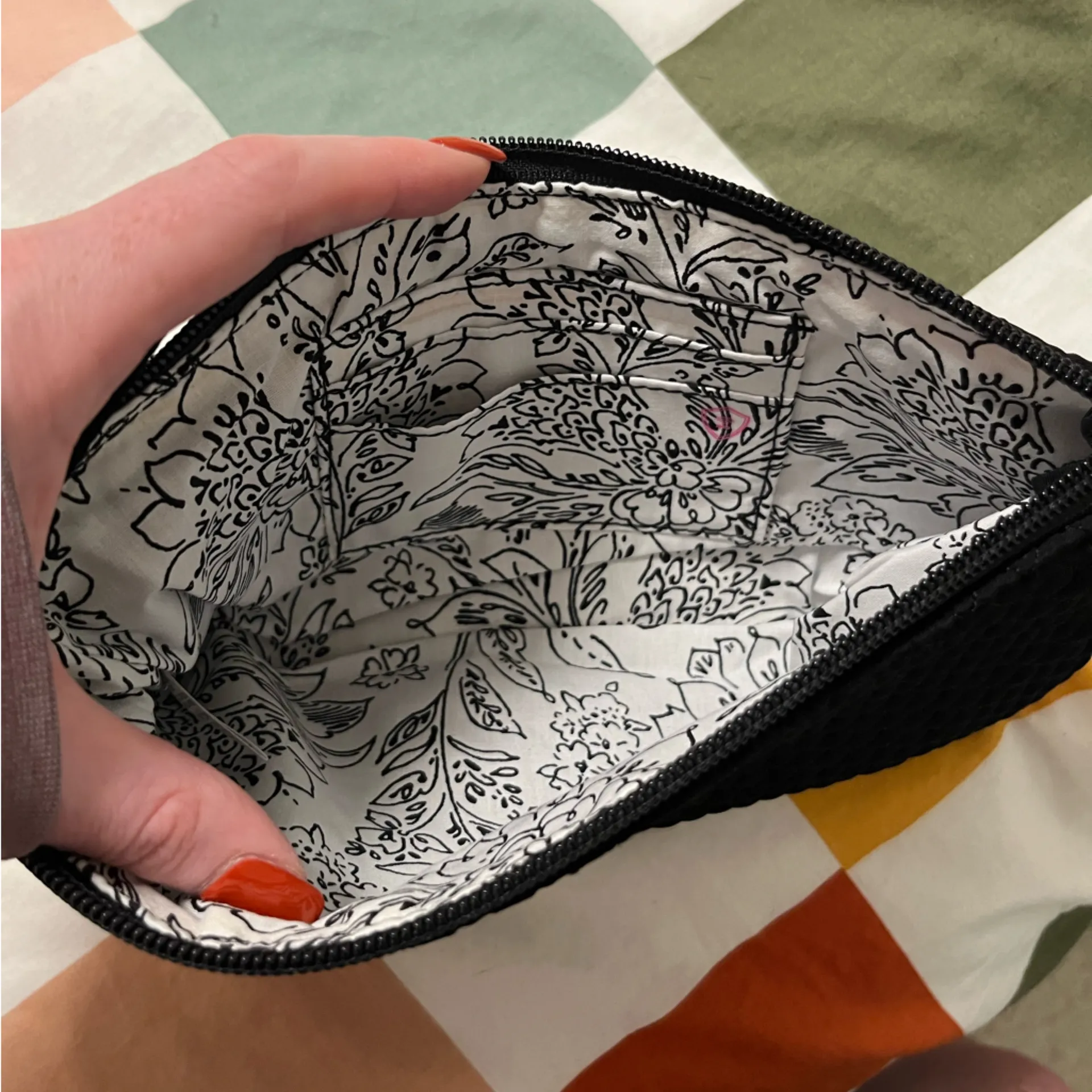 NWT Vera Bradley RFID Convertible Wristlet in Cotton, Black Quilted - Image 5