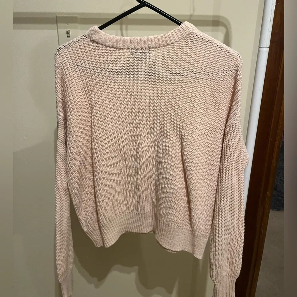pink sweater - Image 3