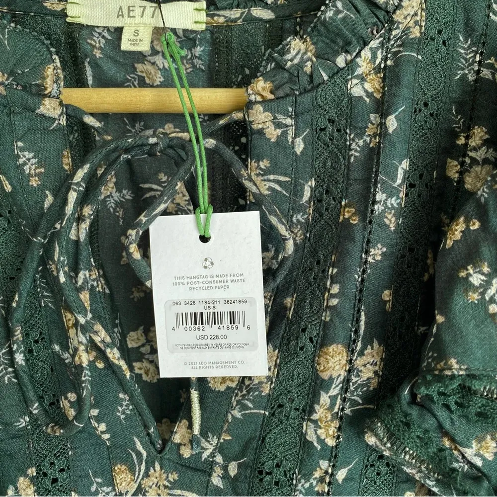 NWT American Eagle 77 Floral Mini Dress - Image 4