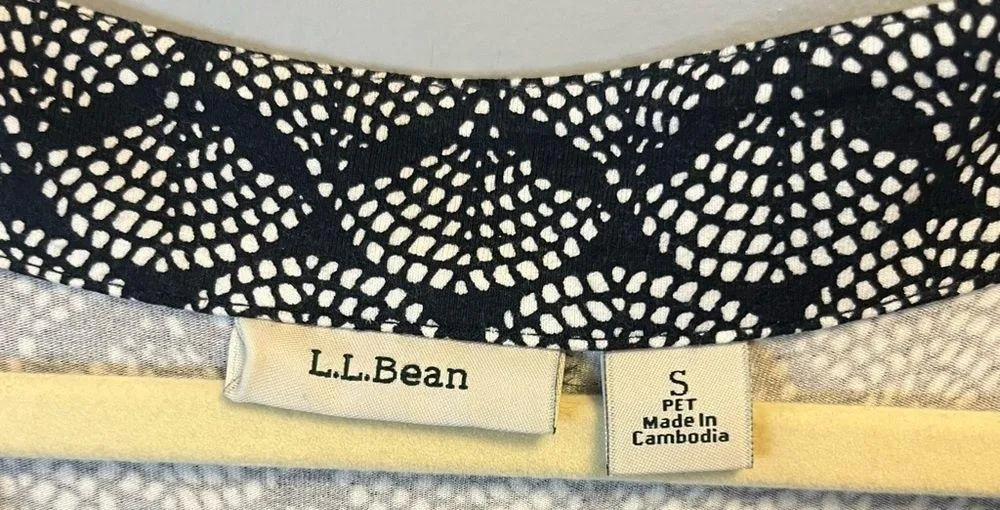 L.L. Bean Dress Navy Blue & White Geometric Pattern Smocked Waist Sz SP EUC - Image 5