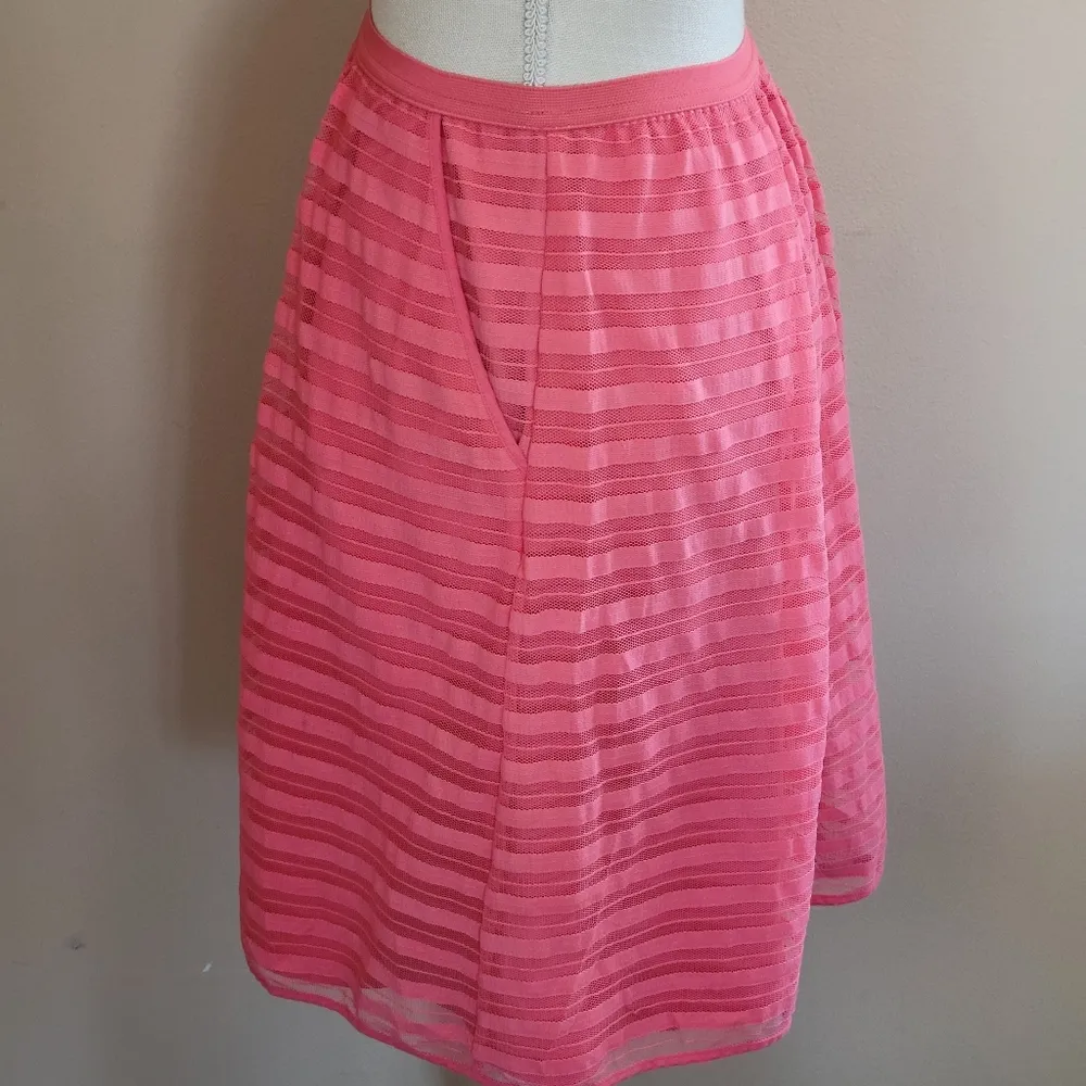 Anthro Maeve pink skirt size 6 - Image 3