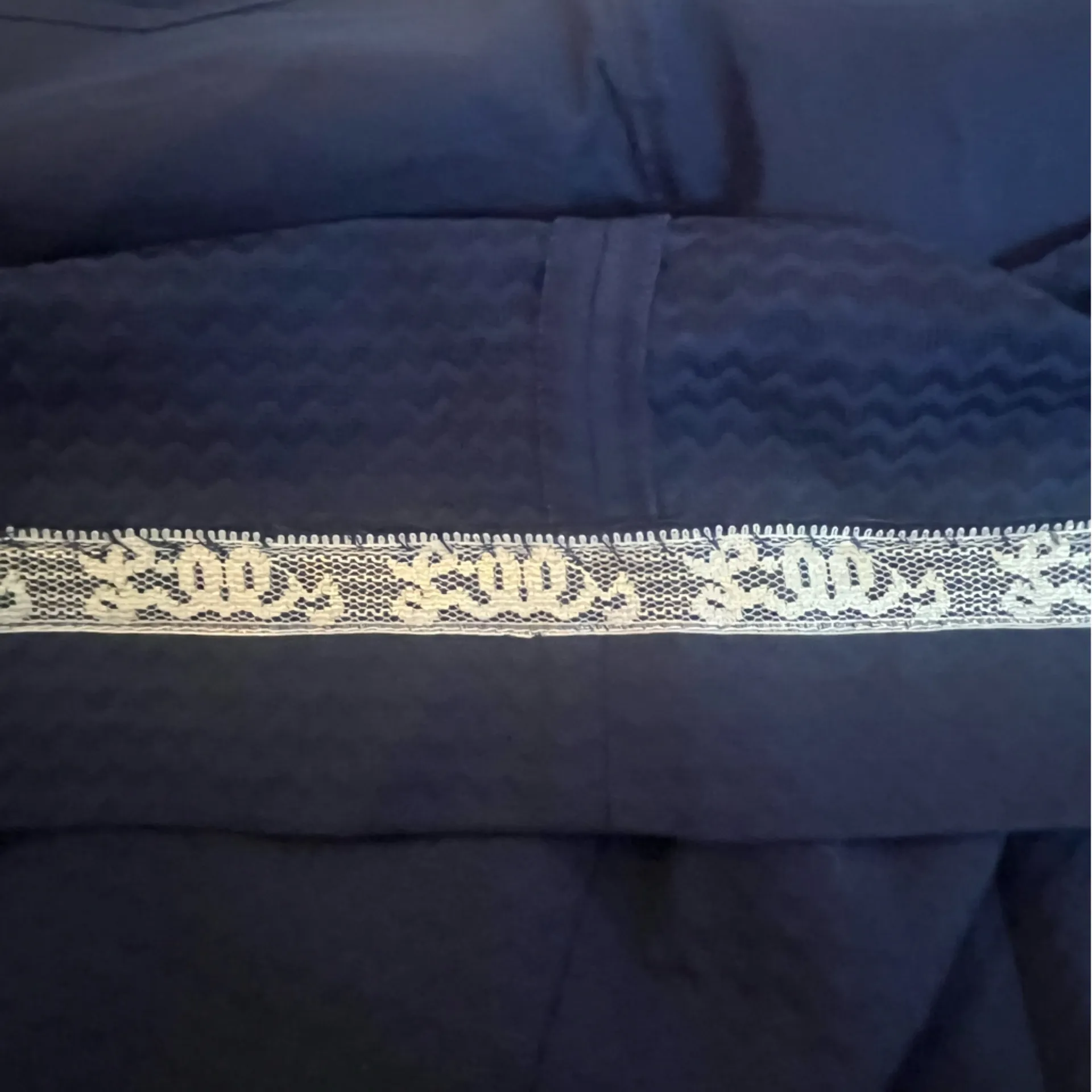 Lilly Pulitzer Women's Valli Shift Dress True Navy Silver Gold Cross Neck Size 2 - Image 8