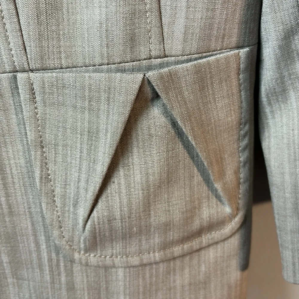 NWT Alex Marie Blazer in size 12. Washable. Wrinkle-Free in neutral color. - Image 7